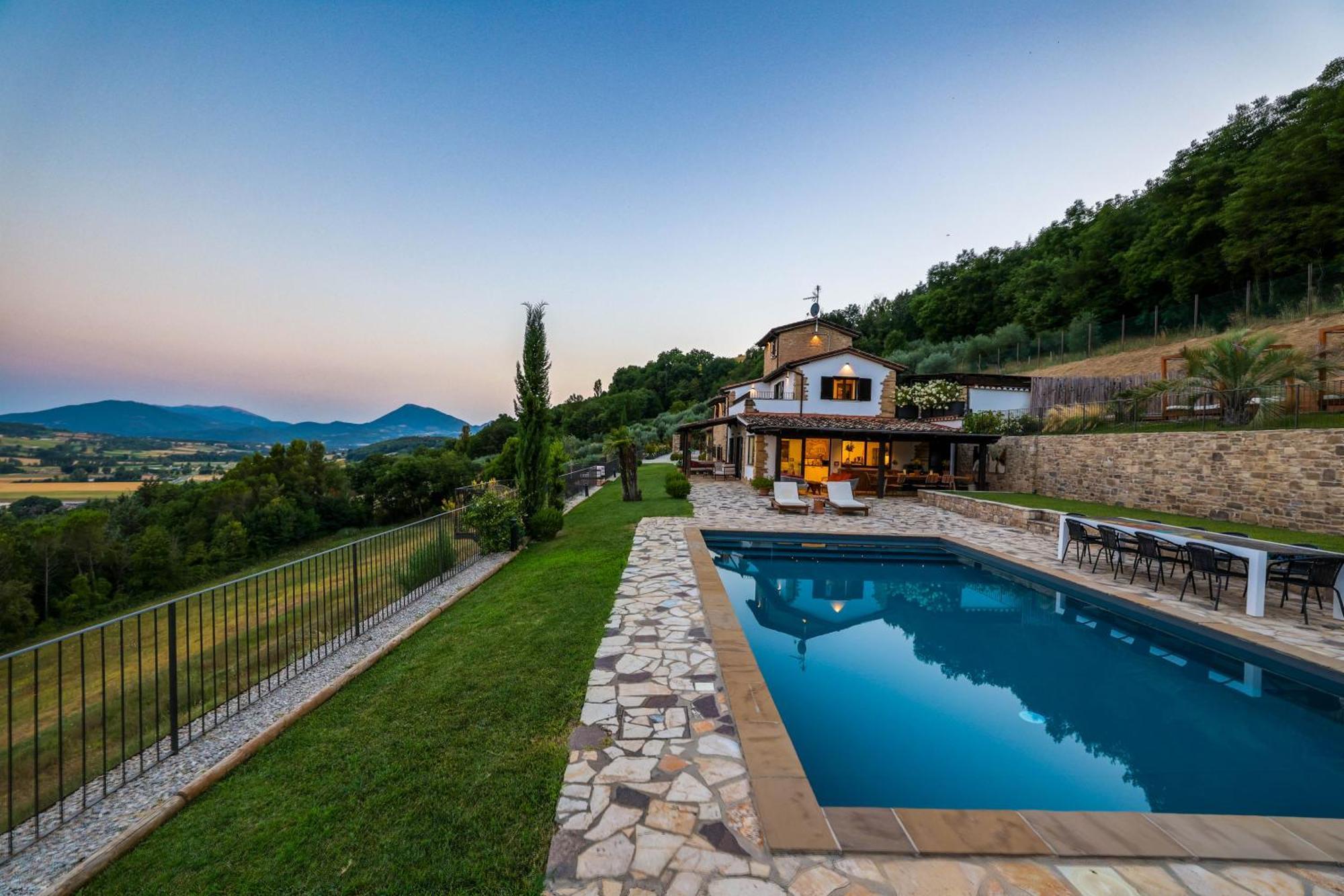 Villa Destino Italy, Umbria Tuscany Boarder Montone  Ngoại thất bức ảnh